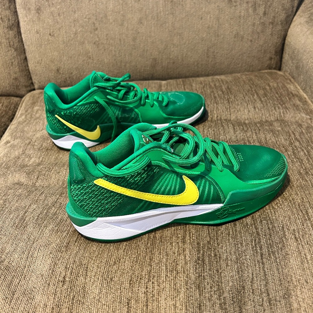 Nike Sabrina 2 Oregon Sneakers